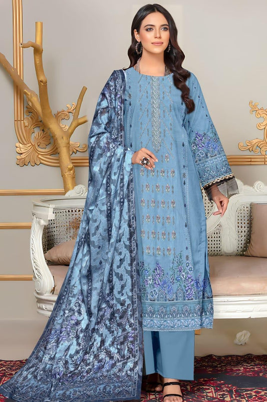 Elegant Blue Embroidered Lawn Suit – Sophisticated & Chic